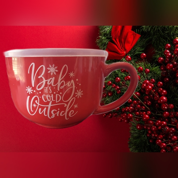 Other - Ceramic Bowl with lid and handle. Red. Christmas Theme